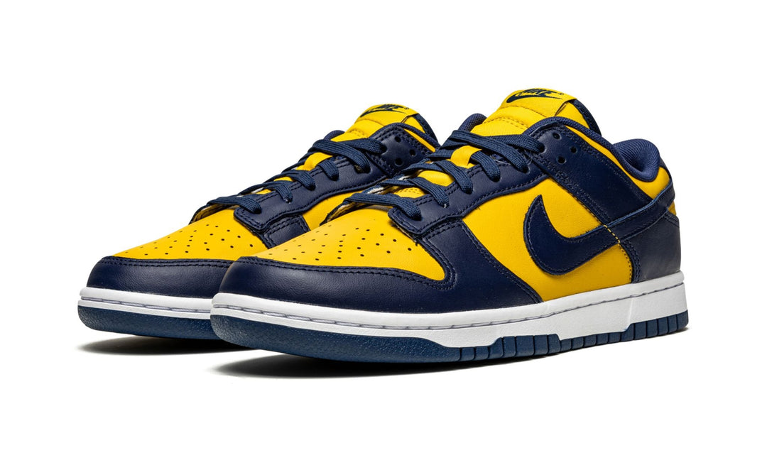 DUNK LOW "Michigan"